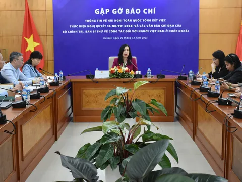 Tạo nền tảng chính sách về công tác người Việt Nam ở nước ngoài trong giai đoạn mới