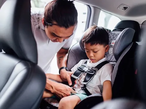 Khu vực nào được giảm 6 triệu đồng lệ phí cấp biển số xe ô tô từ 1/1/2026?