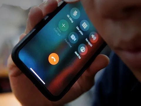 Cảnh báo nguy cơ lừa đảo khi để lại số điện thoại trên livestream bán hàng