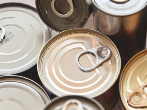 Về vụ 120 tấn thịt lợn dịch thành… đồ hộp