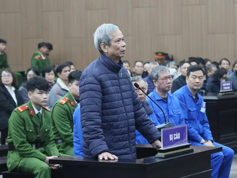 Cựu Chủ tịch HĐTV Vicem khai gì về việc nâng tổng mức đầu tư dự án Trung tâm điều hành lên 1.900 tỷ đồng?