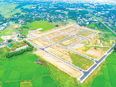 Đất trồng cây lâu năm tách riêng có được tính là đất vườn, ao gắn liền đất ở?