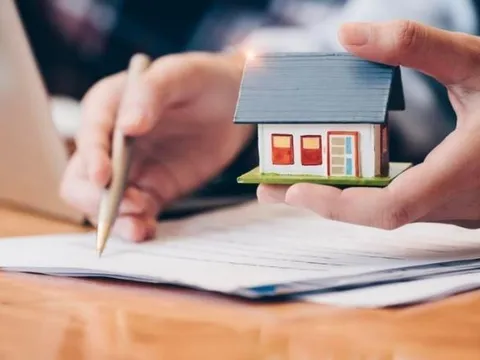 Tặng bất động sản cho con và cháu ruột, tính thuế TNCN như thế nào?