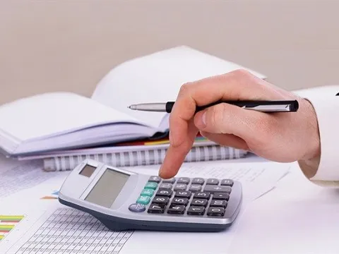 Công ty đi thuê bất động sản, kê khai thuế theo kỳ thanh toán thế nào?