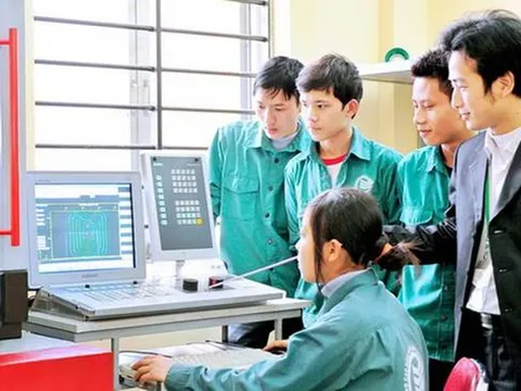 Dự kiến quy định bổ nhiệm, xếp lương đối với giáo viên trung học nghề