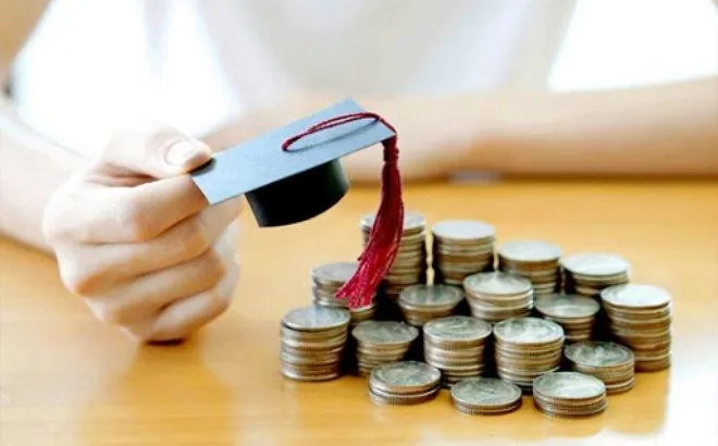 Đã được miễn học phí trung cấp, học liên thông có được giảm tiếp?