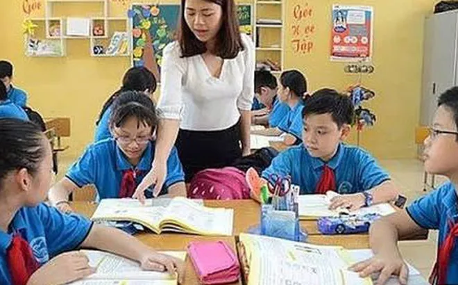 Giáo viên THCS muốn chuyển sang chức danh nghề nghiệp cần điều kiện gì?