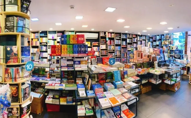 Đơn vị hành chính sự nghiệp công lập có được tự quyết mua sắm hàng hóa, vật tư?