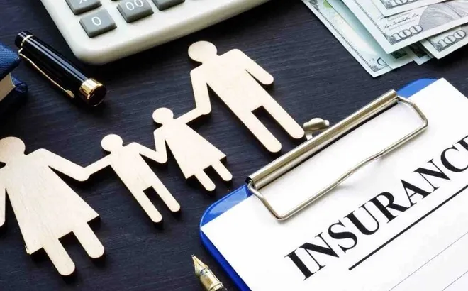 Làm đại lý bán bảo hiểm hưởng hoa hồng, có phải kê khai thuế?