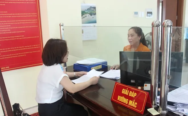 Doanh nghiệp phải khai thuế theo tháng nhưng nộp tờ khai theo quý có bị phạt không?